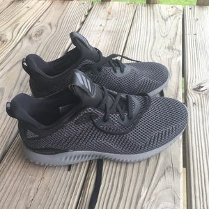 Adidas Alpha bounce Shoes